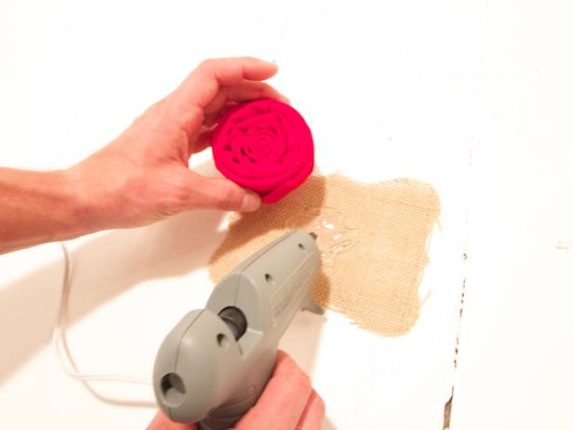 plaquinha rústica da cadeira dos noivos